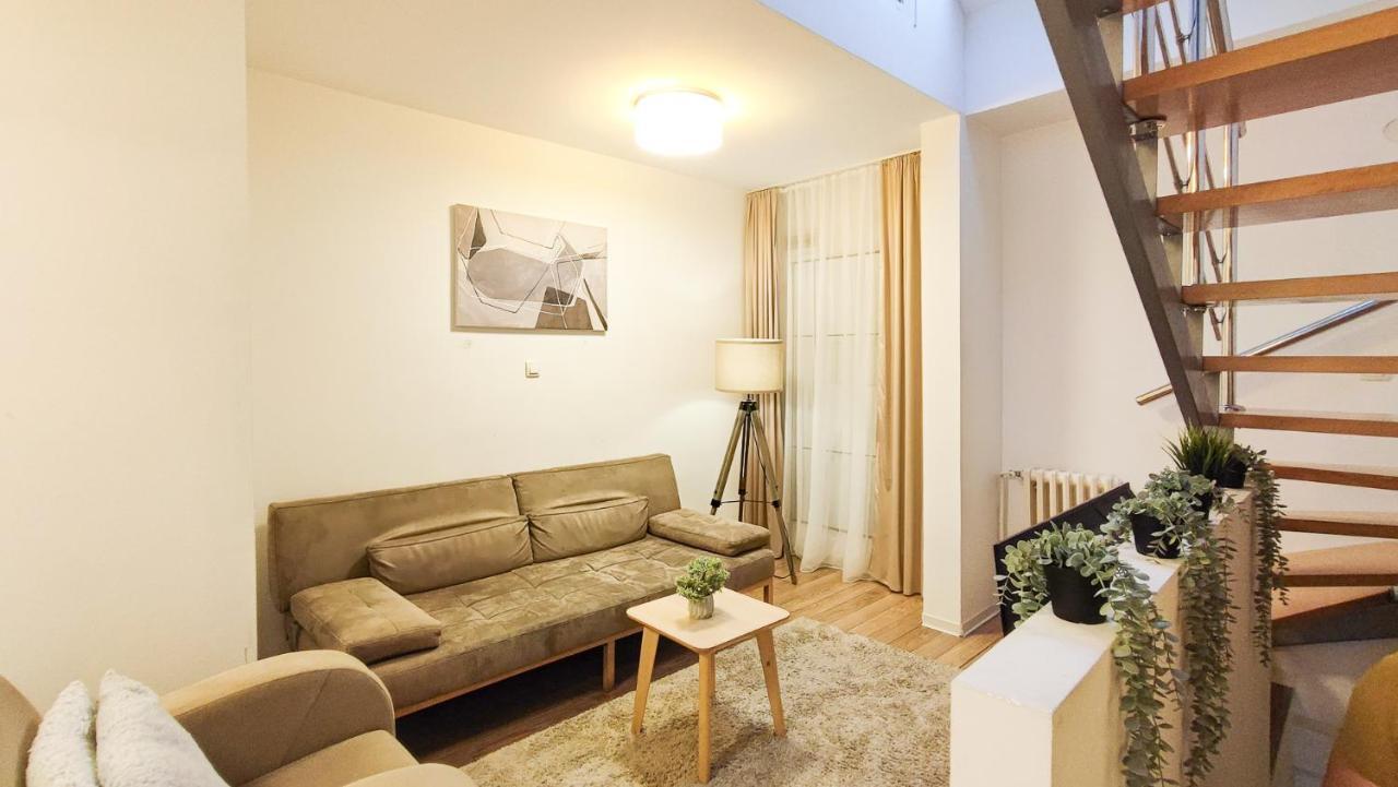 Filinhome Papa Suite 2 Novi Sad Exteriör bild