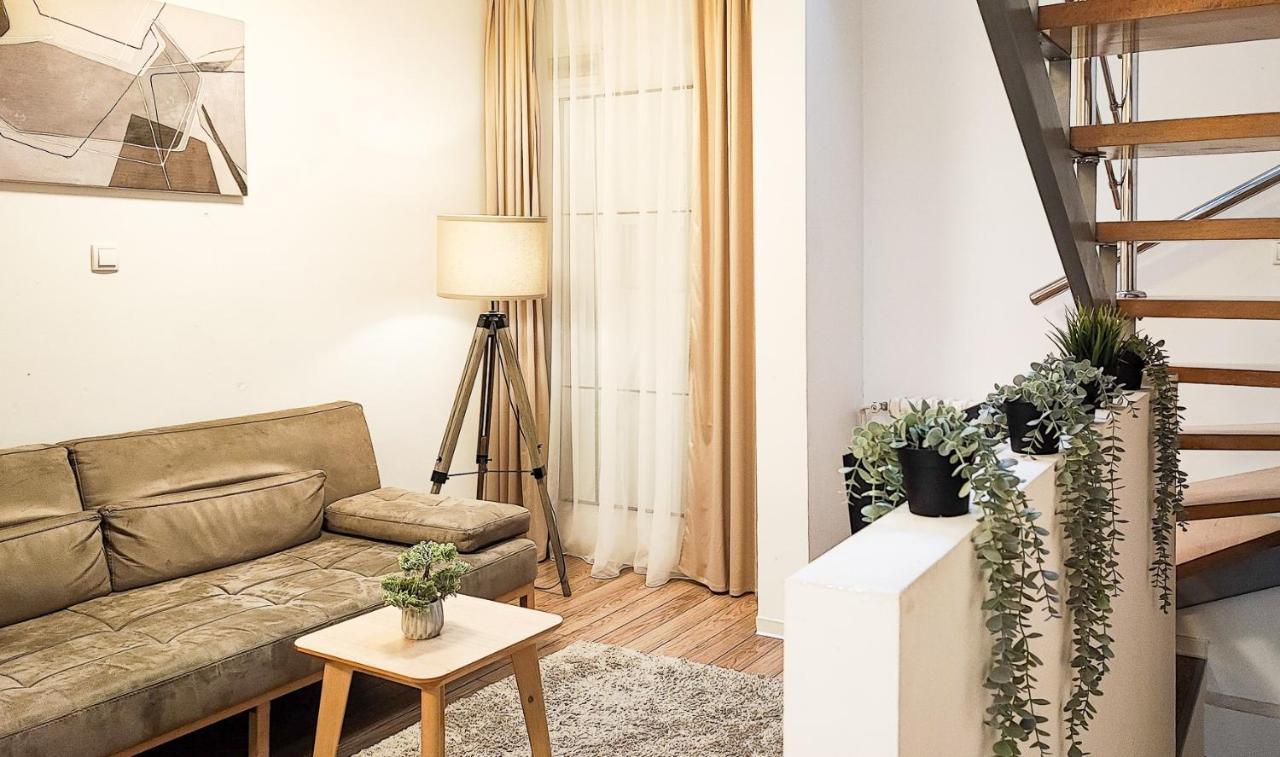 Filinhome Papa Suite 2 Novi Sad Exteriör bild